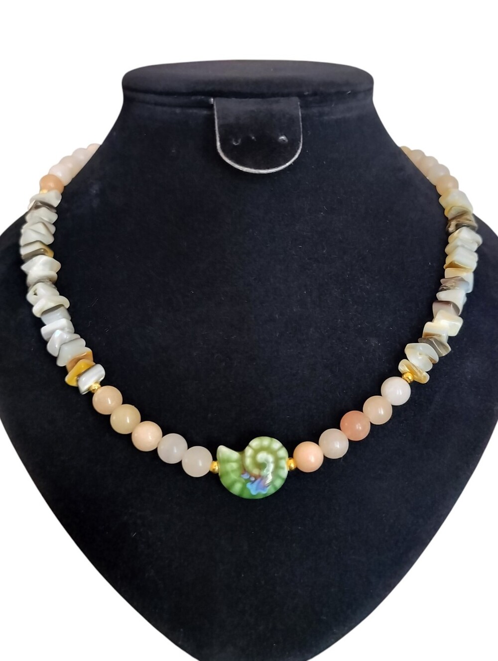 Seashell And Aventurine Beaded Chocker Princess Style Necklace Ceramic Shell